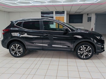 Used Nissan Qashqai 2017 for sale - 78514354: Photo