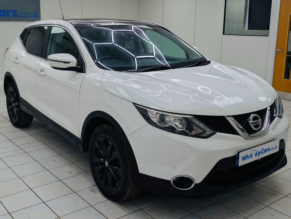 Used Nissan Qashqai 2014 for sale - 77666887: Photo 2