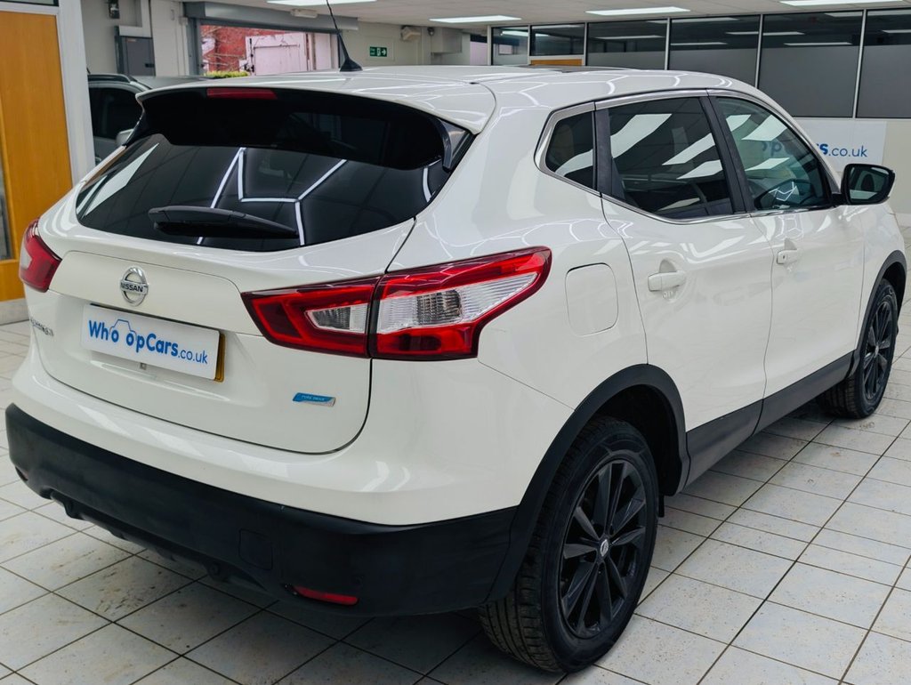 Used Nissan Qashqai 2014 for sale - 77666887: Photo 4