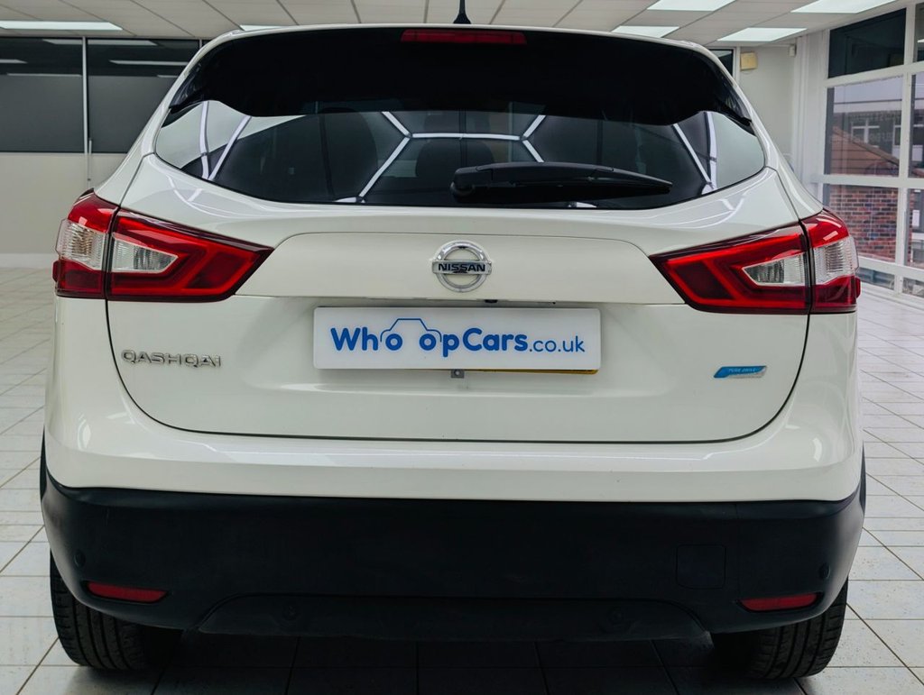 Used Nissan Qashqai 2014 for sale - 77666887: Photo 5