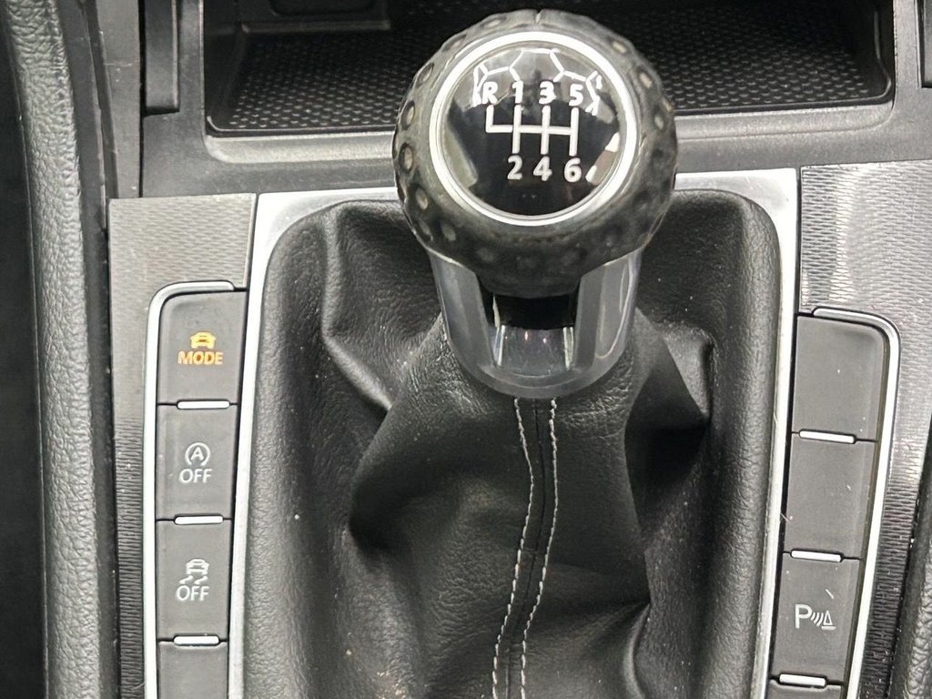 Used Volkswagen Golf 2014 for sale - 77666705: Photo 17