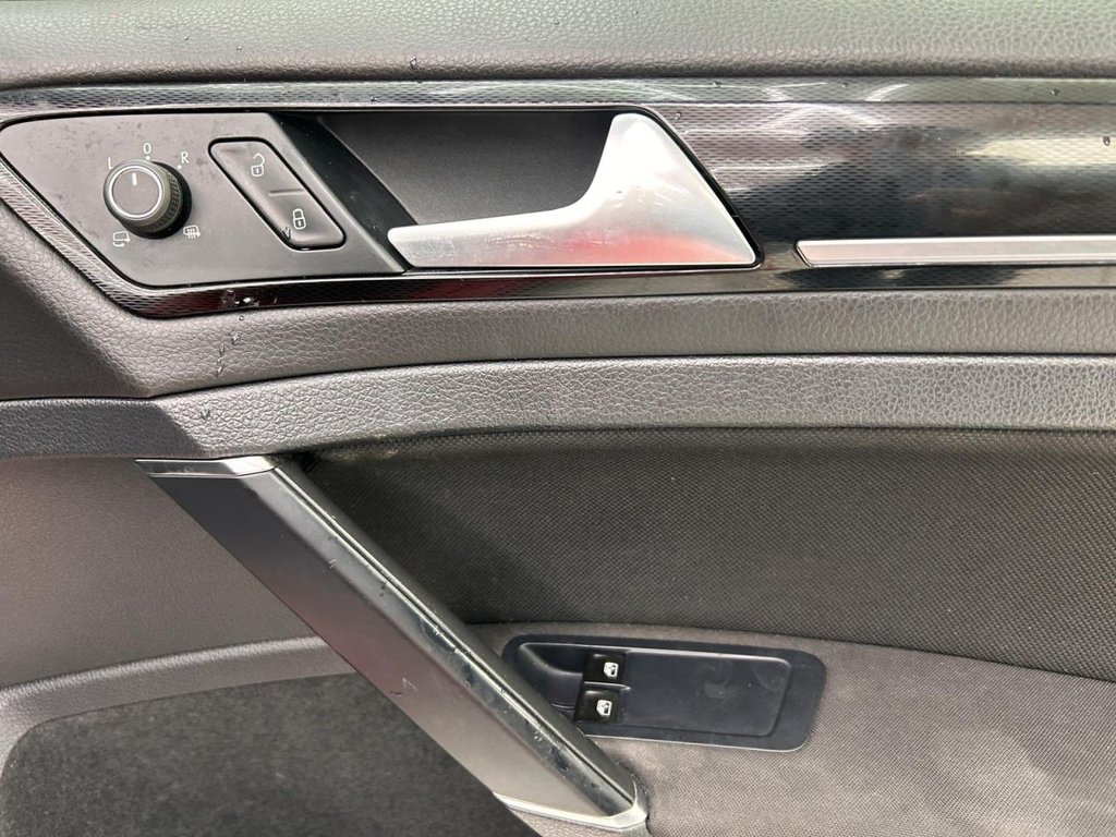 Used Volkswagen Golf 2014 for sale - 77666705: Photo 20