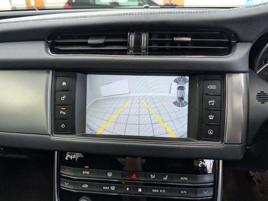 Used Jaguar XF 2017 for sale - 77734060: Photo 23