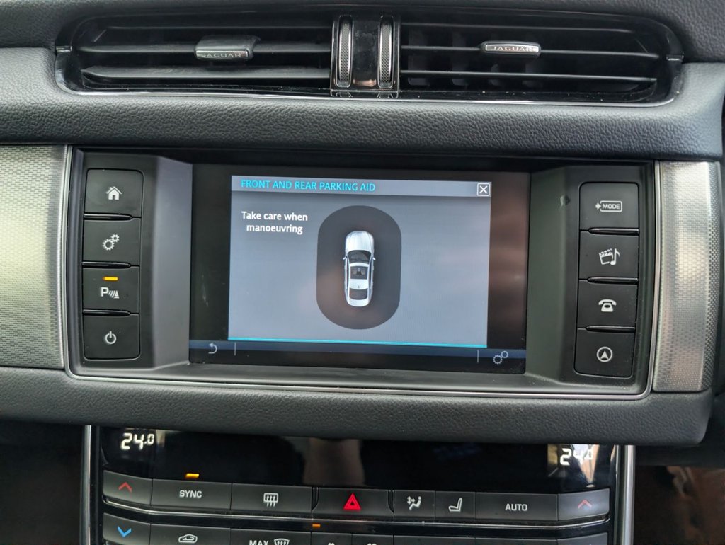 Used Jaguar XF 2017 for sale - 77734060: Photo 24