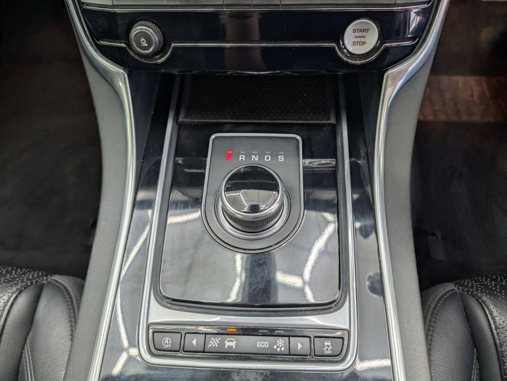 Used Jaguar XF 2017 for sale - 77734060: Photo 27