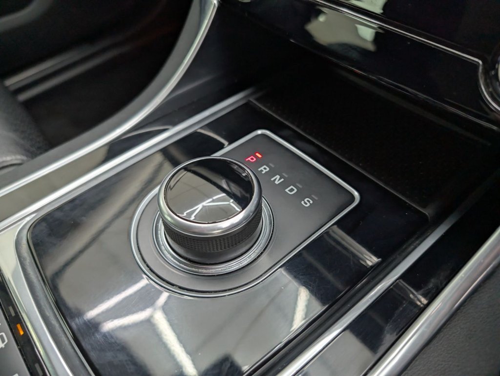 Used Jaguar XF 2017 for sale - 77734060: Photo 28