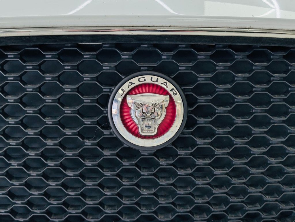 Used Jaguar XF 2017 for sale - 77734060: Photo 40