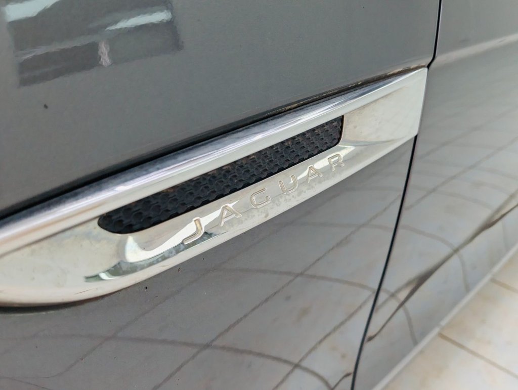 Used Jaguar XE 2016 for sale - 77990848: Photo 33