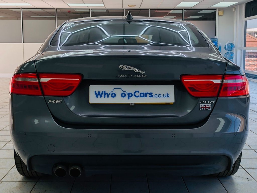 Used Jaguar XE 2016 for sale - 77990848: Photo 5