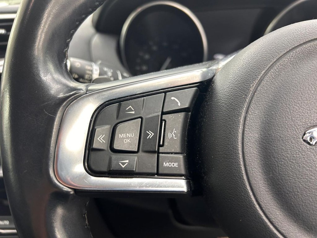 Used Jaguar F-Pace 2016 for sale - 77719554: Photo 25