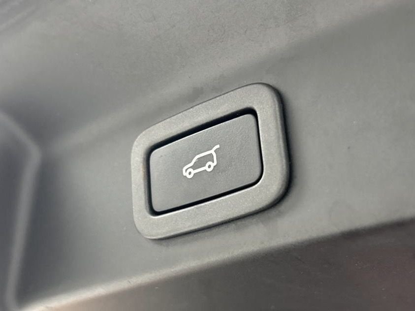 Used Jaguar F-Pace 2016 for sale - 77719554: Photo 7