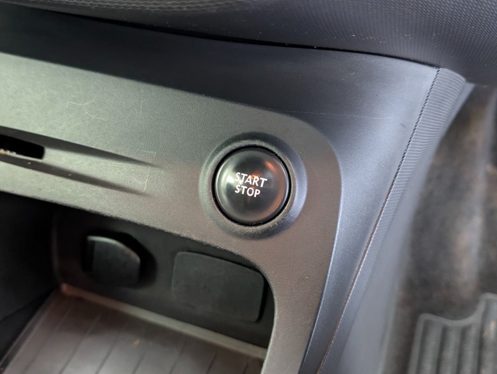 Used Renault Captur 2014 for sale - 77734106: Photo 26