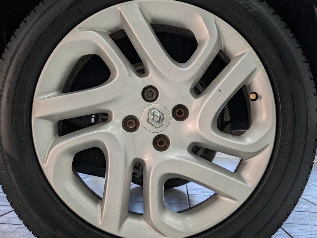 Used Renault Captur 2014 for sale - 77734106: Photo 42