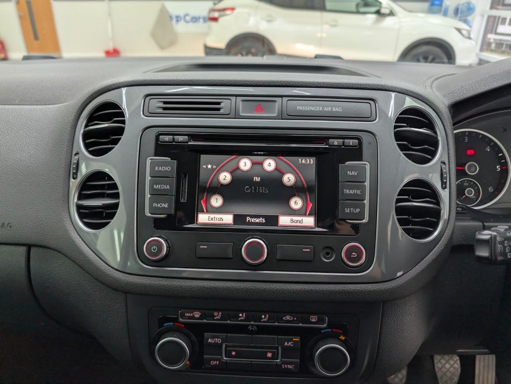 Used Volkswagen Tiguan 2015 for sale - 77666760: Photo 18