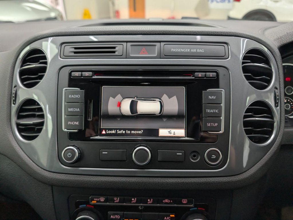 Used Volkswagen Tiguan 2015 for sale - 77666760: Photo 20