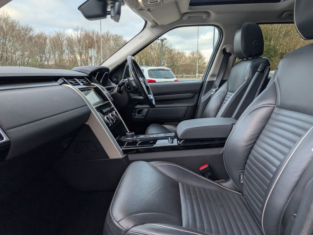 Used Land Rover Discovery 2017 for sale - 77834993: Photo 17