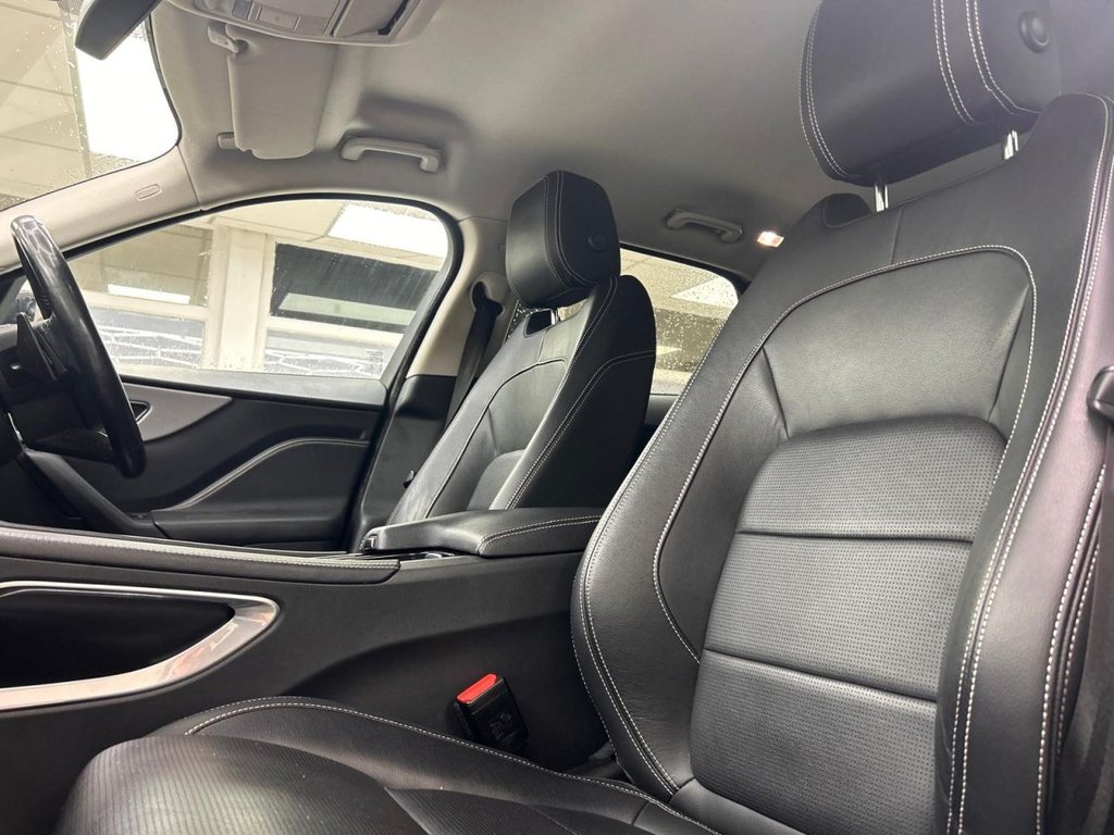 Used Jaguar F-Pace 2016 for sale - 77666726: Photo 14