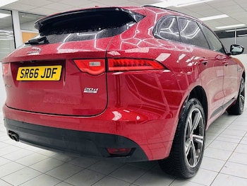 Used Jaguar F-Pace 2016 for sale - 77666726: Photo