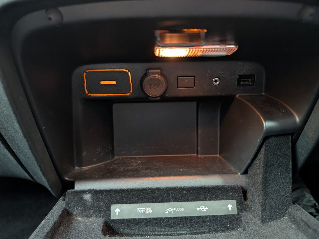 Used Citroen Grand C4 Picasso 2017 for sale - 77780271: Photo 28