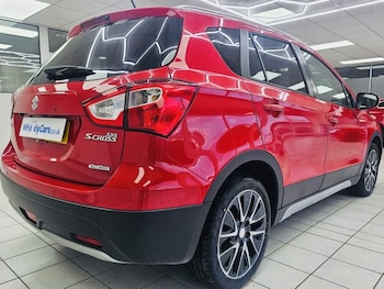 Used Suzuki SX4 S-Cross 2015 for sale - 77666759: Photo