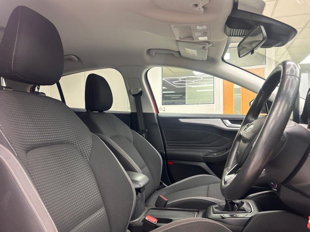 Used Ford Focus 2020 for sale - 77666618: Photo 13