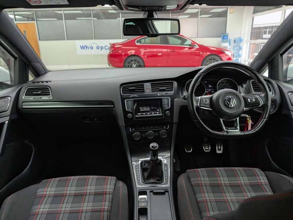 Used Volkswagen Golf 2015 for sale - 77666768: Photo 14