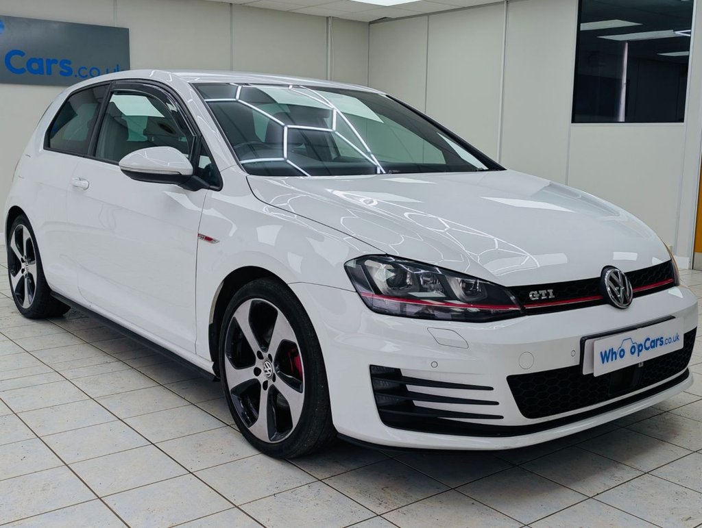 Used Volkswagen Golf 2015 for sale - 77666768: Photo 2