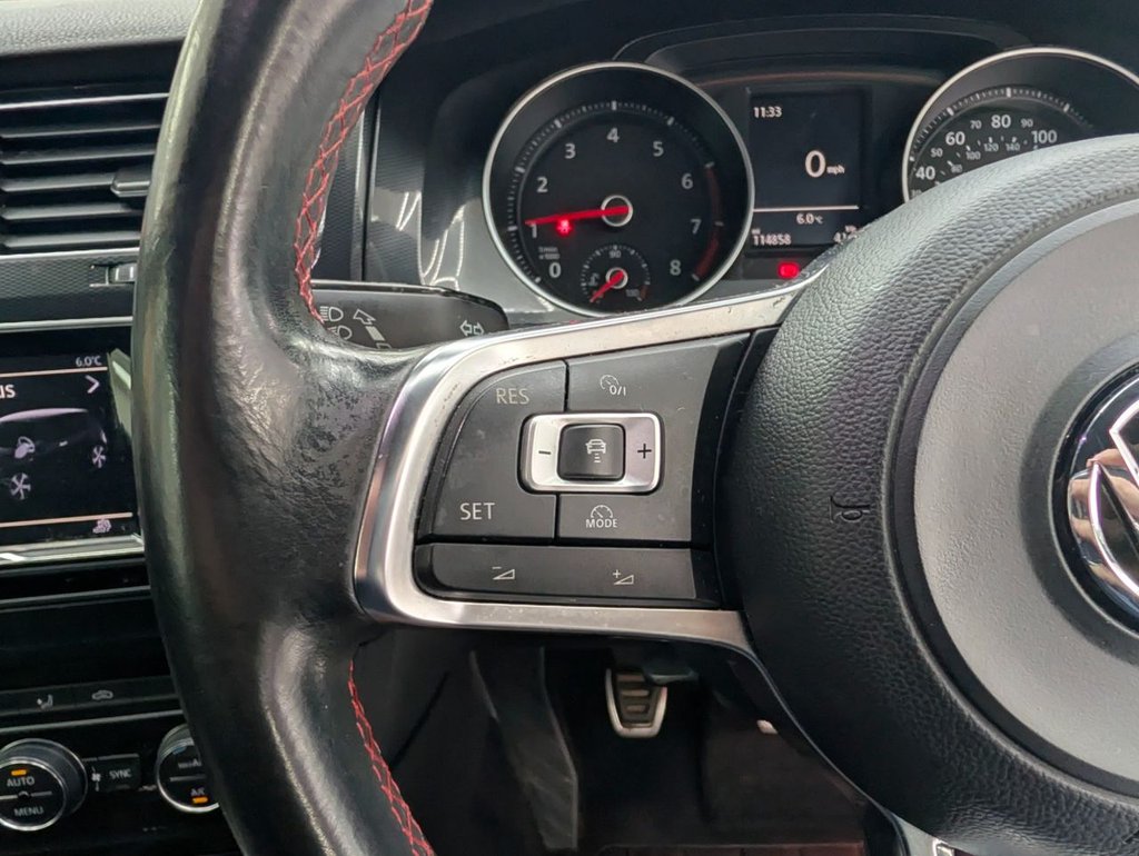 Used Volkswagen Golf 2015 for sale - 77666768: Photo 24