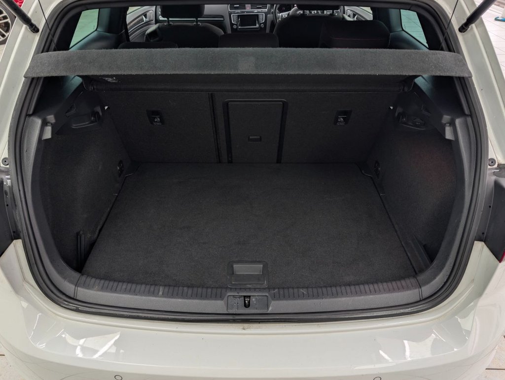 Used Volkswagen Golf 2015 for sale - 77666768: Photo 6