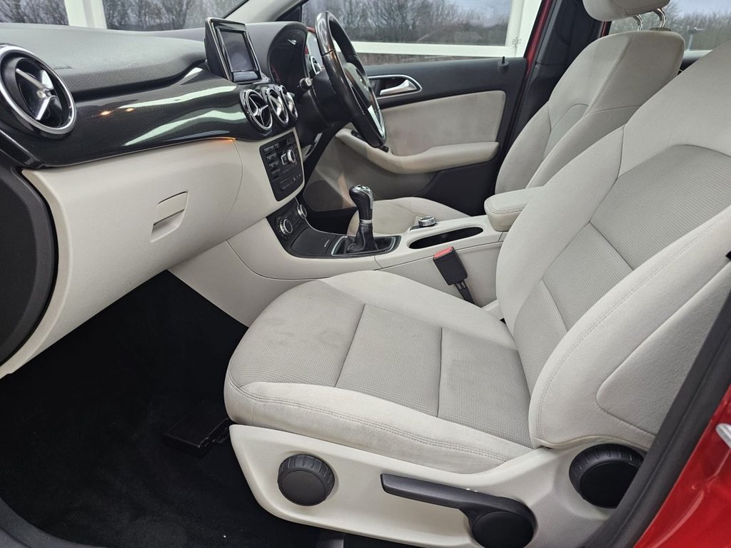 Used Mercedes-Benz B Class 2014 for sale - 77666999: Photo 13