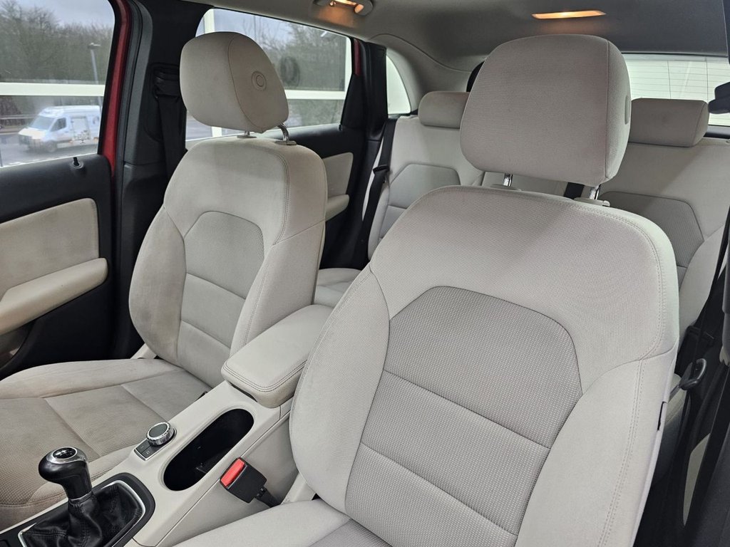 Used Mercedes-Benz B Class 2014 for sale - 77666999: Photo 14