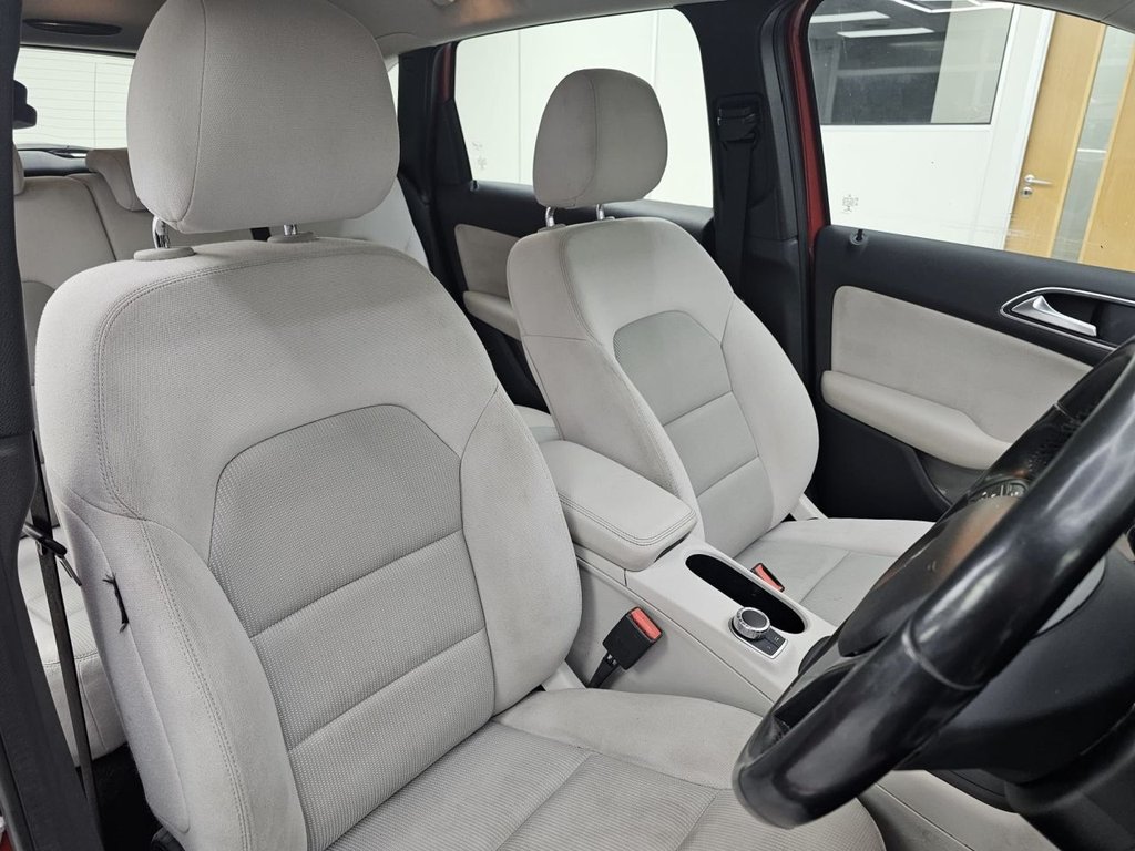 Used Mercedes-Benz B Class 2014 for sale - 77666999: Photo 15