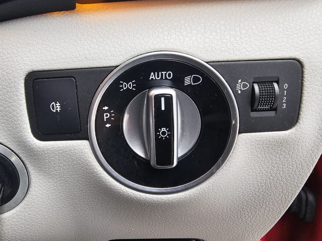 Used Mercedes-Benz B Class 2014 for sale - 77666999: Photo 21