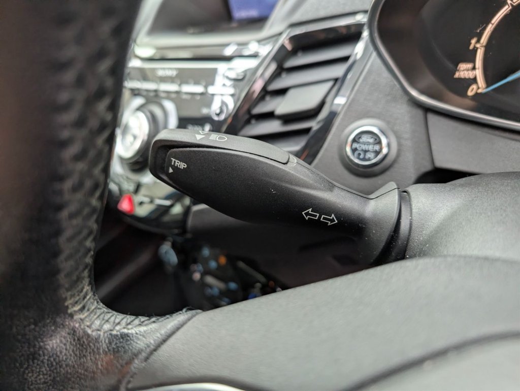 Used Ford Fiesta 2015 for sale - 78200360: Photo 30