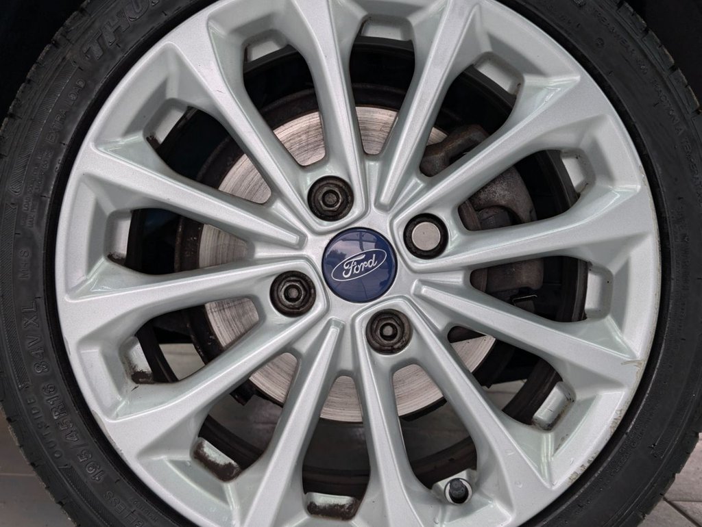 Used Ford Fiesta 2015 for sale - 78200360: Photo 41