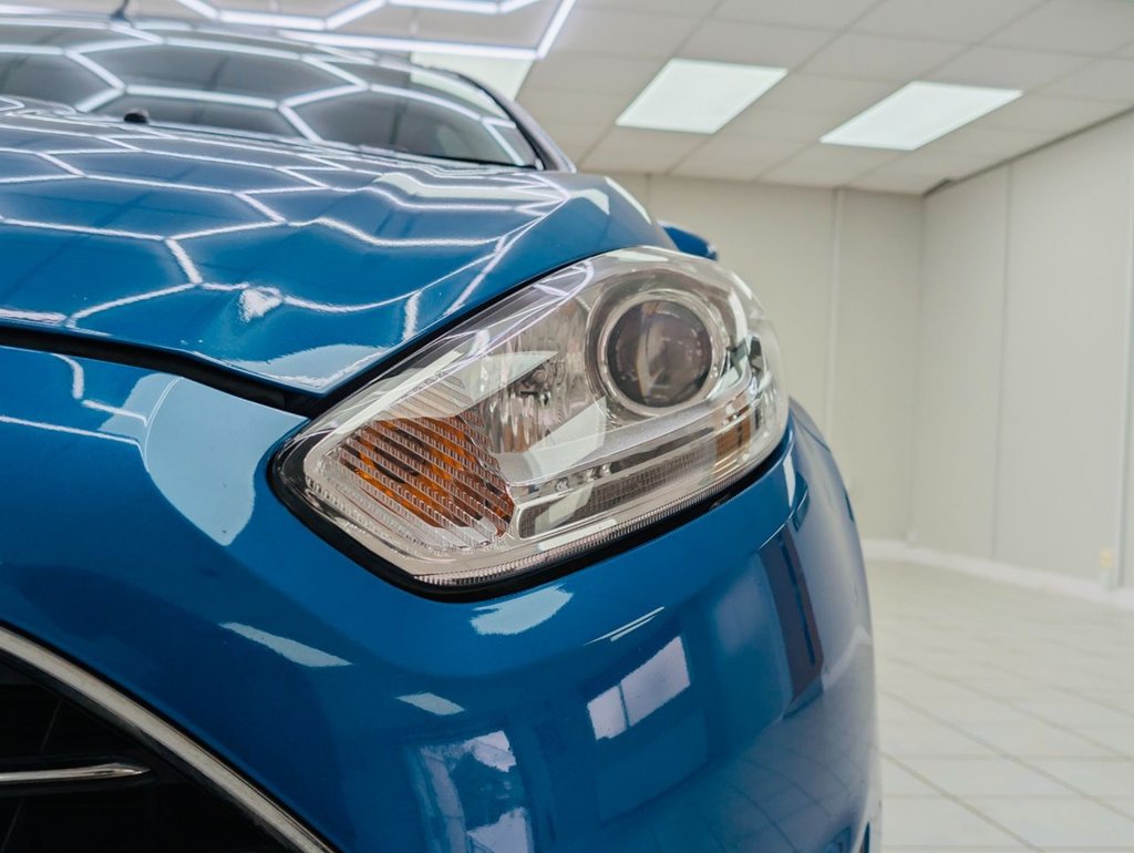 Used Ford Fiesta 2015 for sale - 78200360: Photo 45