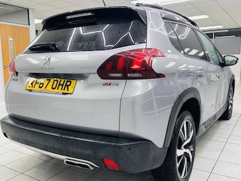 Used Peugeot 2008 2017 for sale - 77666847: Photo