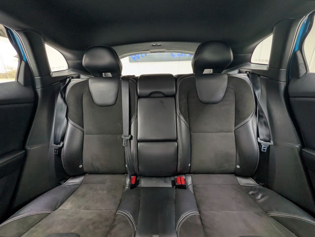 Used Volvo V40 2015 for sale - 78200409: Photo 18