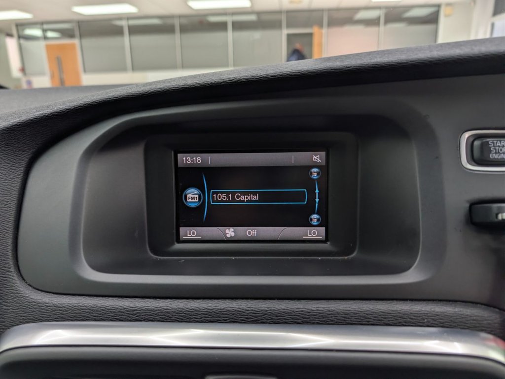 Used Volvo V40 2015 for sale - 78200409: Photo 19