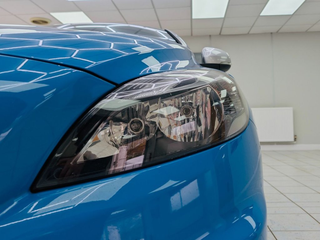 Used Volvo V40 2015 for sale - 78200409: Photo 38