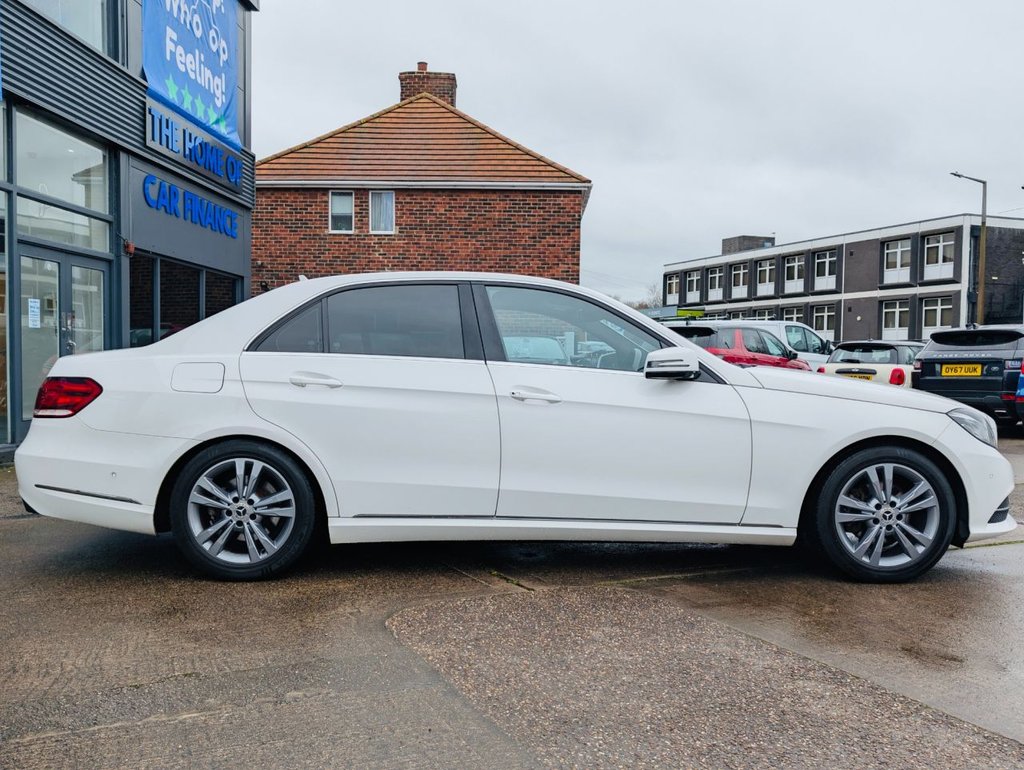 Used Mercedes-Benz E Class 2014 for sale - 77780272: Photo 3