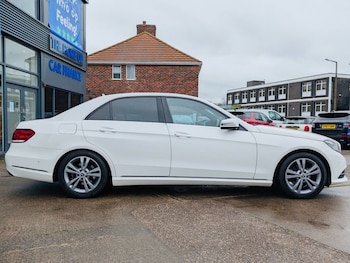Used Mercedes-Benz E Class 2014 for sale - 77780272: Photo