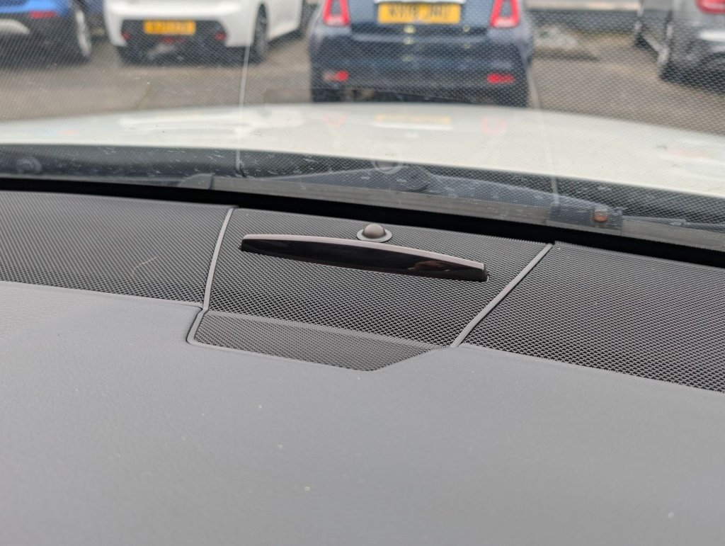 Used Mercedes-Benz E Class 2014 for sale - 77780272: Photo 40