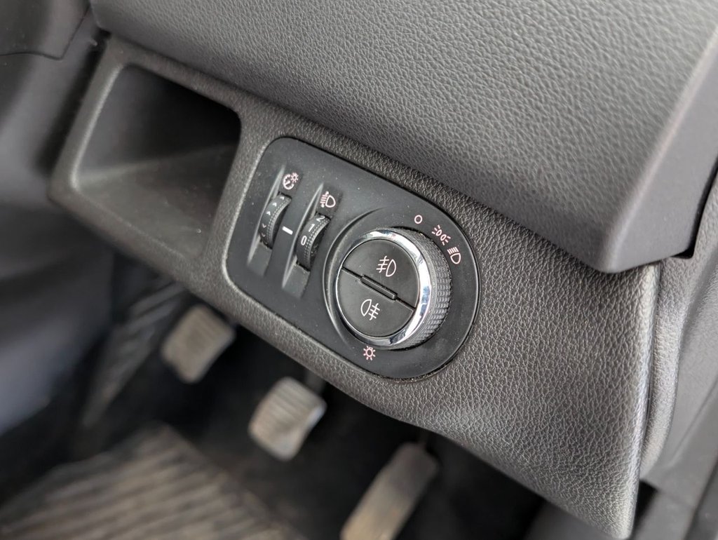 Used Vauxhall Meriva 2015 for sale - 78036415: Photo 33