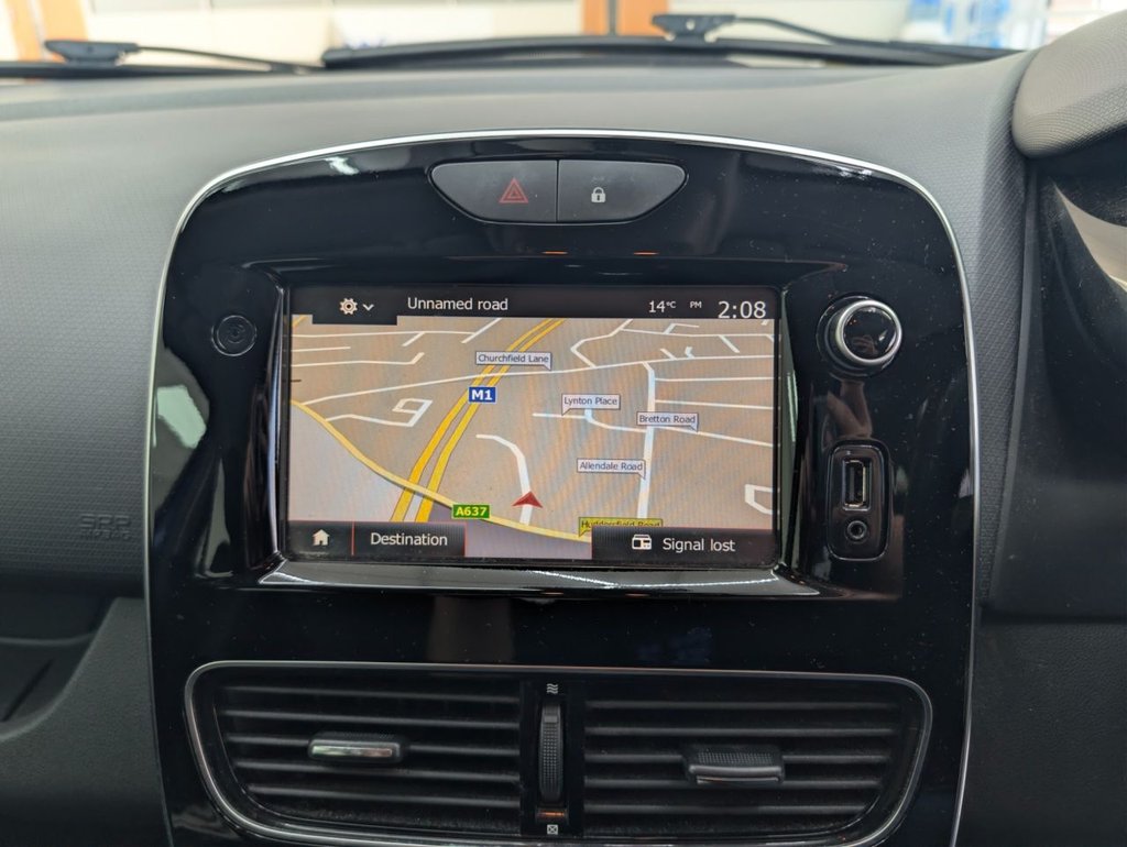 Used Renault Clio 2017 for sale - 77834994: Photo 19