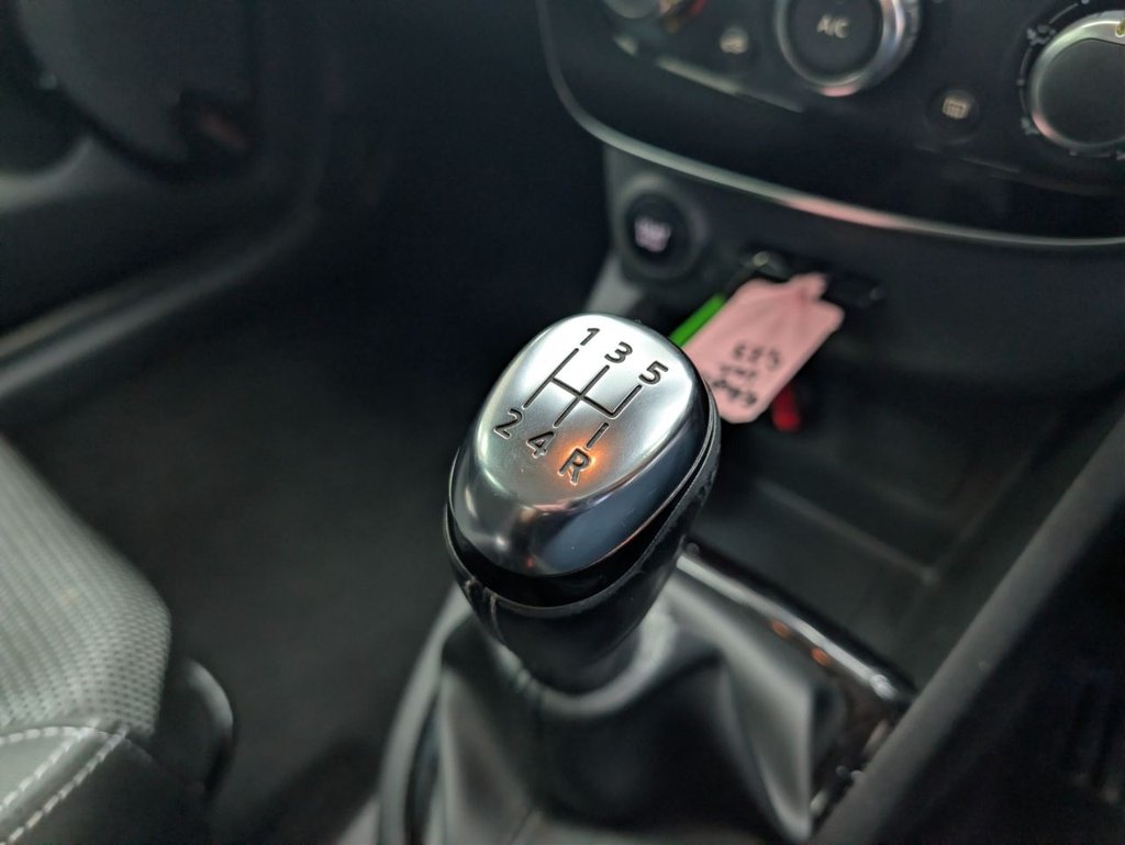 Used Renault Clio 2017 for sale - 77834994: Photo 22