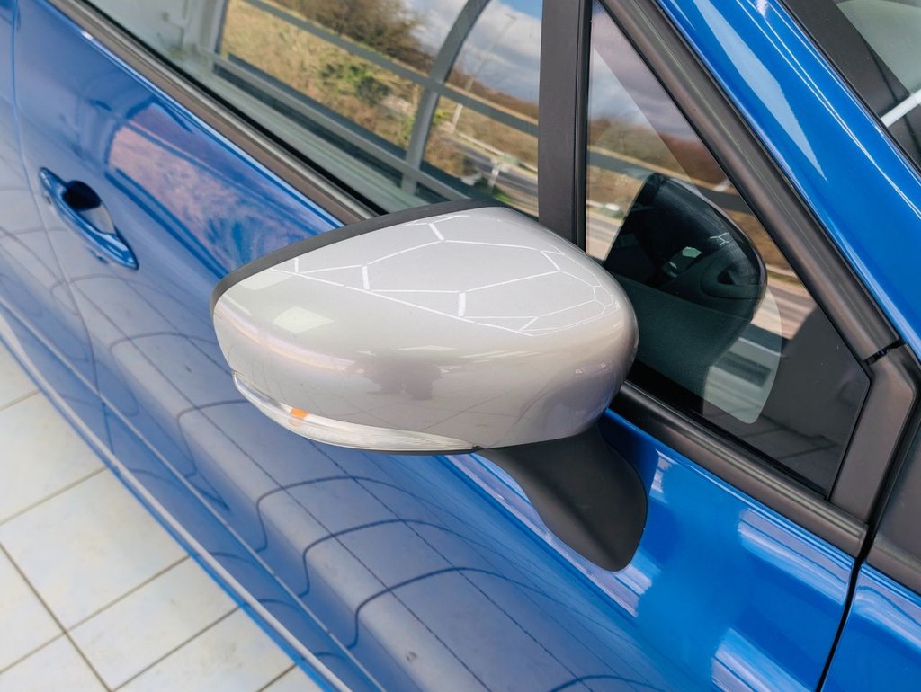 Used Renault Clio 2017 for sale - 77834994: Photo 30