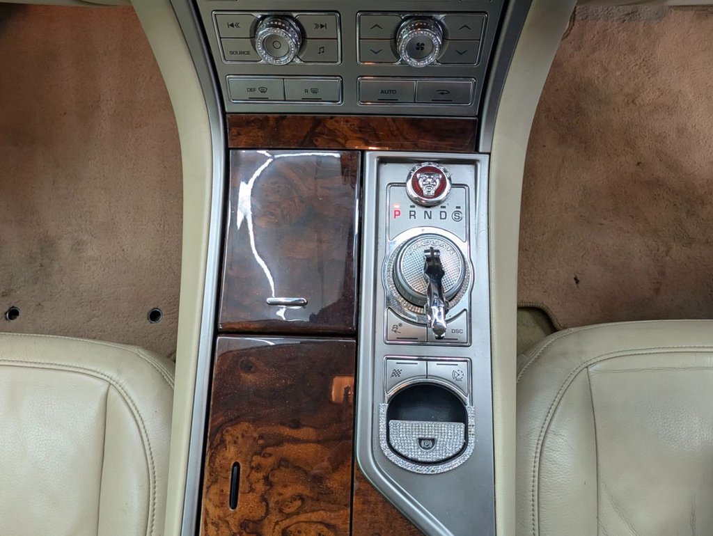 Used Jaguar XF 2011 for sale - 77835346: Photo 25