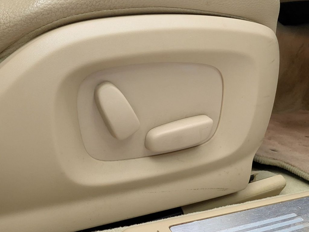 Used Jaguar XF 2011 for sale - 77835346: Photo 37