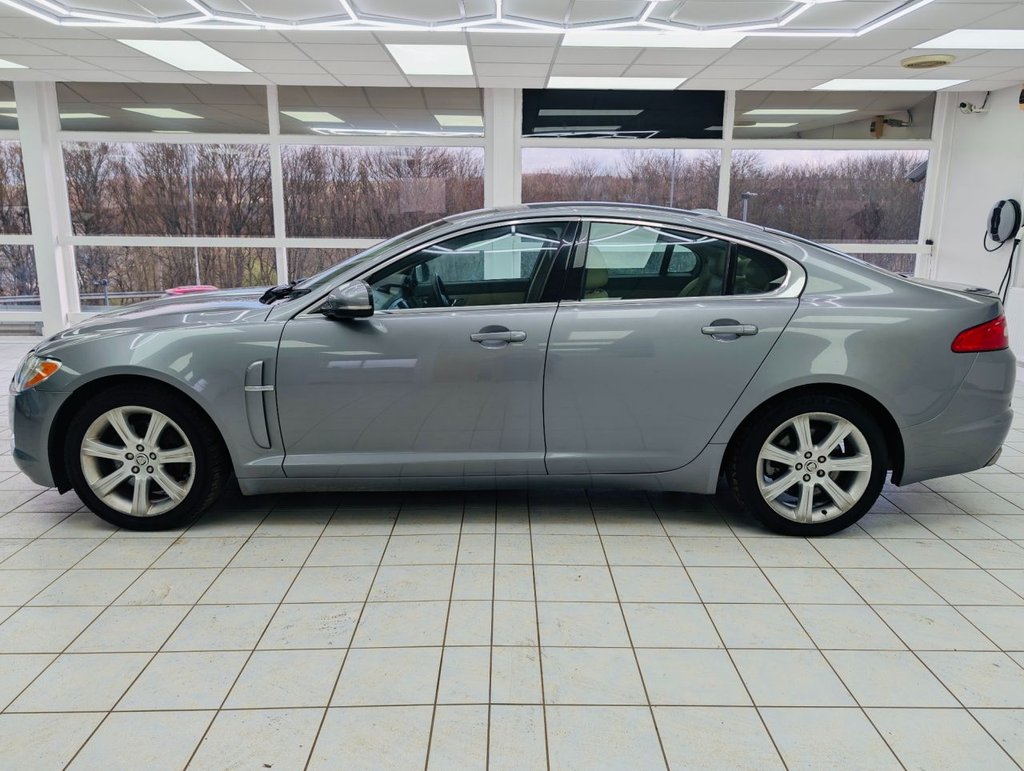 Used Jaguar XF 2011 for sale - 77835346: Photo 8